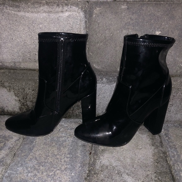 Rosanna Bootie — black patent - Picture 5 of 6